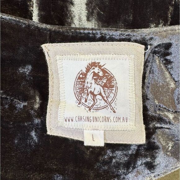 RARE Chasing Unicorns Movin’ Moving On Up Silk Velvet Jacket Olive Green Large - Picture 11 of 14